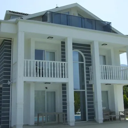 Villa Sultan *